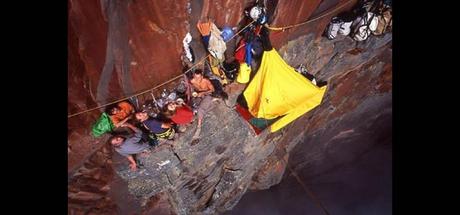 Rainbow Jambaia climbing and camping cliffs