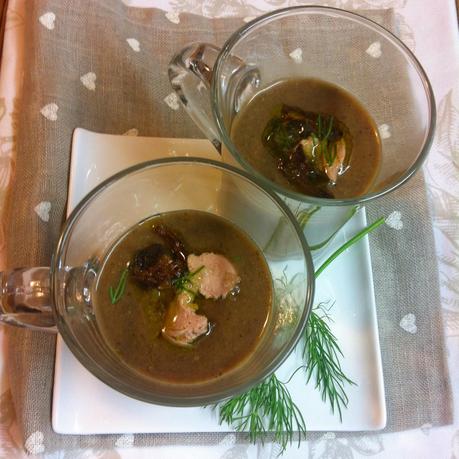 Crema De Boletus Con Virutas De Foie Crema De Boletus Con Virutas De Foie