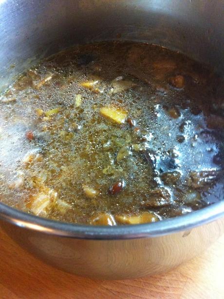 Crema De Boletus Con Virutas De Foie Crema De Boletus Con Virutas De Foie