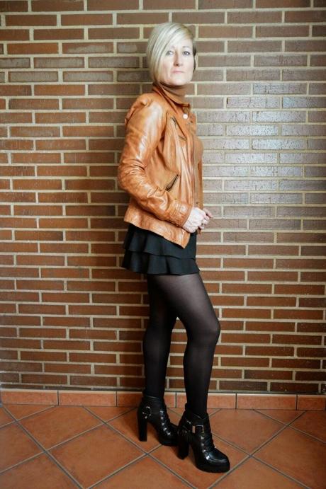 Camel y negro. Camel y negro.