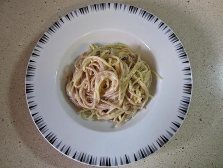 ESPAGUETTIS CON PUERROS TABUENCA, BACON Y NATA ESPAGUETTIS CON PUERROS TABUENCA, BACON Y NATA