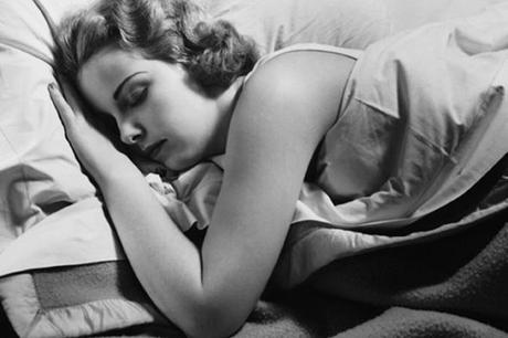 6 consejos para tener una piel hidratada y radiante en invierno Sueño reparador