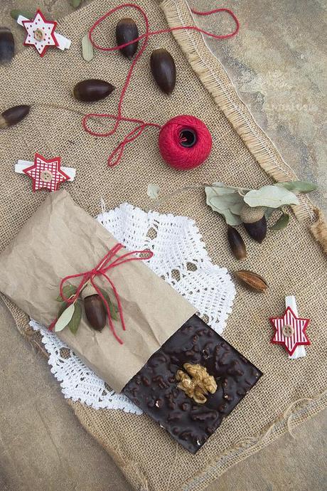 Turrón con chocolate y nueces