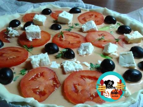 Tarta de hojaldre y tomates Tarta de hojaldre y tomates