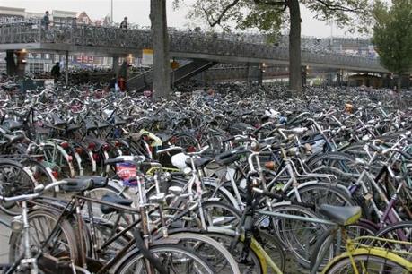 Ocho consejos para circular en bicicleta por Ámsterdam sin morir en el intento Amsterdam 329