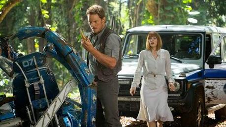 DOS NUEVAS IMÁGENES DE “JURASSIC WORLD” CON BRYCE DALLAS HOWARD Y CHRIS PRATT