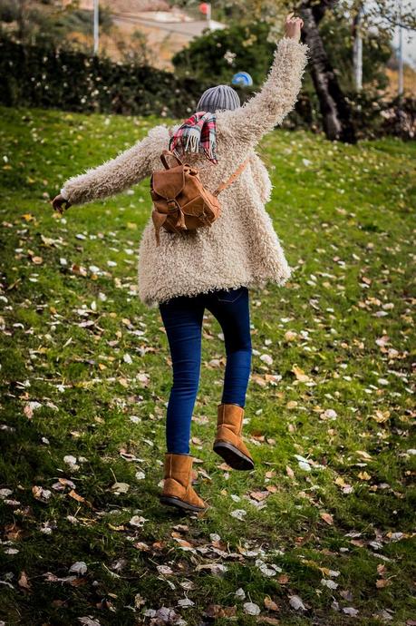 Granada Día 2: Hojas Secas Granada Día 2: Hojas Secas