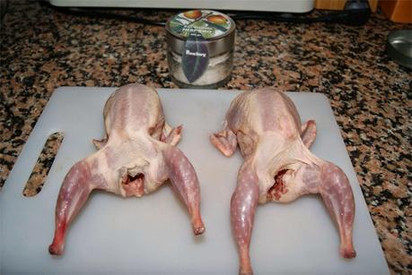 Codornices con nísperos paso 1 Codornices con nísperos paso 1