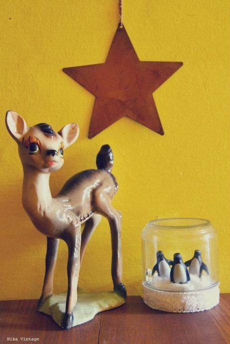 belen cabezones, belen vintage, figuras de belen  años 60, nacimiento vintage, decoracion navidad, decoracion navideña, reyes magos, caja lata, copo, bote con pinguinos, bambi