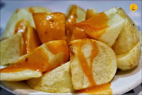 Mejores patatas bravas en Bar Docamar Madrid Quintana