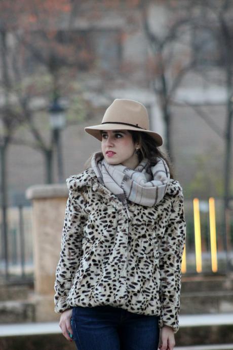 Leopard fur coat Leopard fur coat