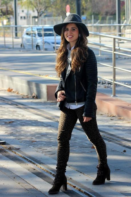 Sombrero gris Sombrero gris