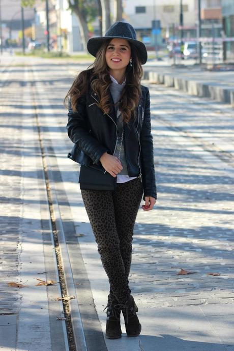 Sombrero gris Sombrero gris