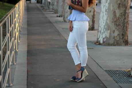 ONE TOP, TWO LOOKS ONE TOP, TWO LOOKS