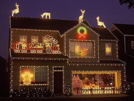 ¿Cómo decoran las casas para Navidad en Estados Unidos?