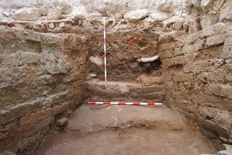 Descubren un gran horno cerámico de los S. XVI-XVII en pleno centro de Jaén