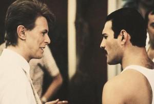 Queen, de la gloria a la tragedia David Bowie y Freddie Mercury