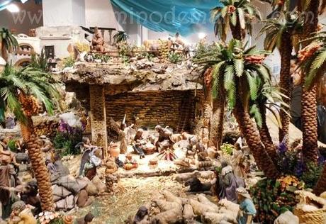 Tras los pasos de tradiciones navideñas: el Belén de Roca valenciano Tras los pasos de tradiciones navideñas: el Belén de Roca valenciano