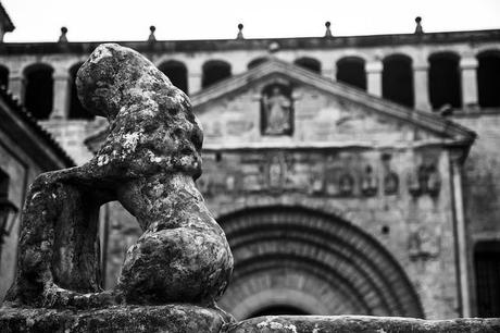 Santillana en blancos, negros y sepias