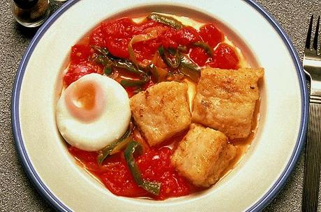 BACALAO AL HORNO CON HUEVO BACALAO AL HORNO CON HUEVO