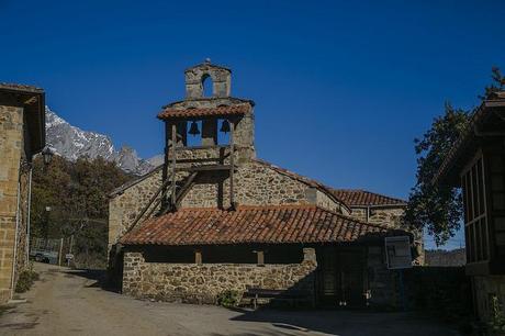 Mogrovejo, bajo los Picos Mogrovejo, Cantabria