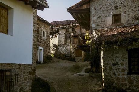 Mogrovejo, bajo los Picos Mogrovejo, Cantabria