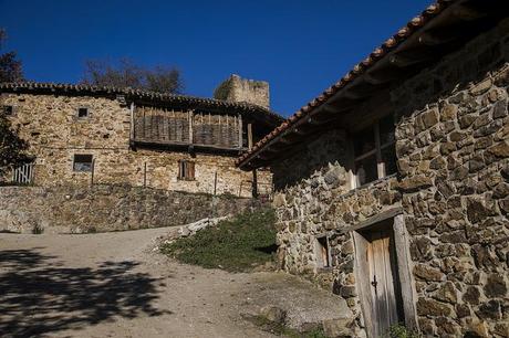 Mogrovejo, bajo los Picos Mogrovejo, Cantabria