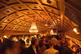 50 Sombras de un gay: ¡Como mola Chueca! why not