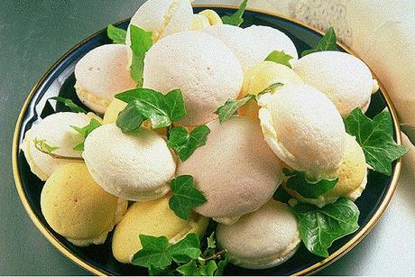 MERENGUES CON NATAS MERENGUES CON NATAS