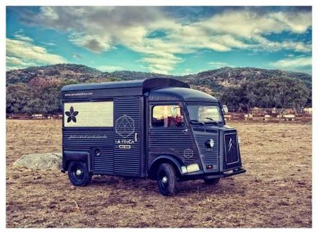 Hoy, día en el que todos queremos cenar en casa, sacamos la comido a la calle Hoy, día en el que todos queremos cenar en casa, sacamos la comido a la calle