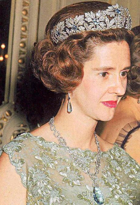 Ha muerto una Reina y ha nacido un Príncipe Ha muerto una Reina y ha nacido un Príncipe