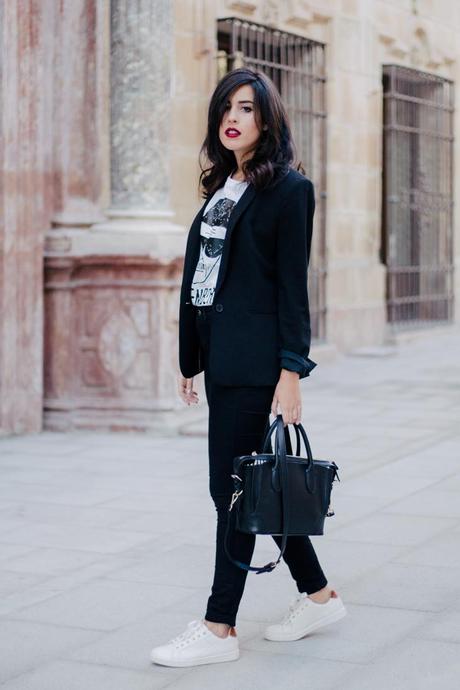 HEINSENBERG'S SUIT HEINSENBERG'S SUIT