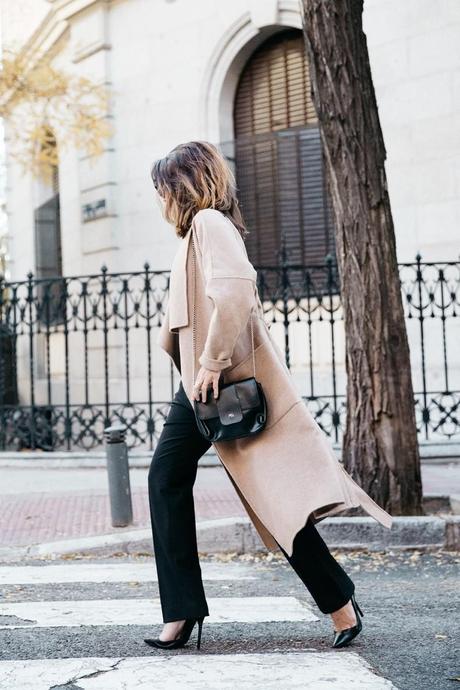 BARDOT TOP Bardot_Top-Stripes-Purificacion_Garcia_Trousers-Camel_Coat-Outfit-Street_Style-Collage_Vintage-51