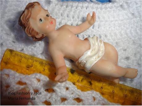 Feliz Navidad, viste a tu Niño Dios (Merry Chirstmas a crocheted vest to little Jesus) Feliz Navidad, viste a tu Niño Dios (Merry Chirstmas a crocheted vest to little Jesus)