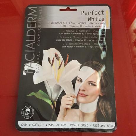 Mascarilla Iluminadora Perfect White Facialderm ( o como resplandecer en 15 min!!) /home/wpcom/public_html/wp-content/blogs.dir/fbe/26949924/files/2014/12/img_4616.jpg