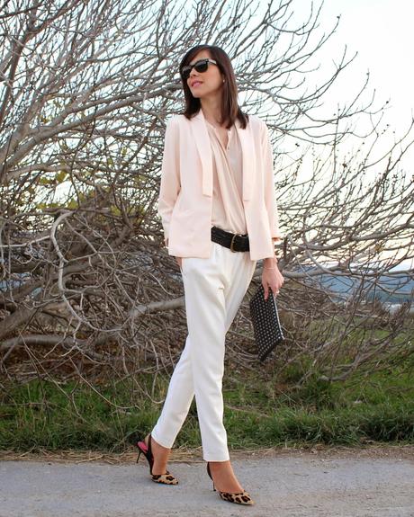 Look navidad en blanco y nude