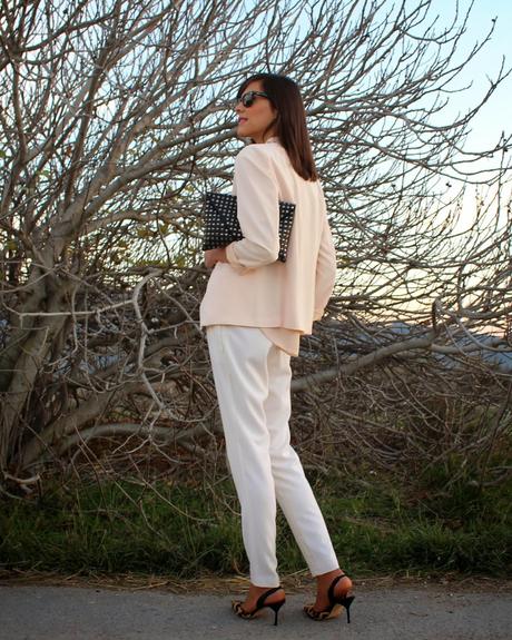 Look navidad en blanco y nude