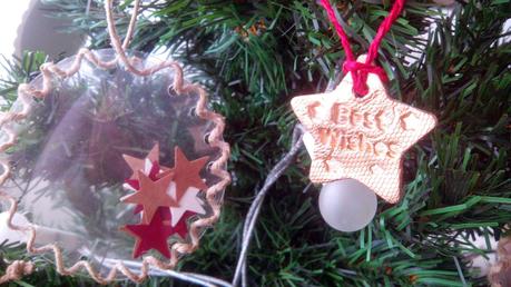 DIY: estrellas para el árbol de Navidad con pasta de modelar. DIY: estrellas para el árbol de Navidad con pasta de modelar.