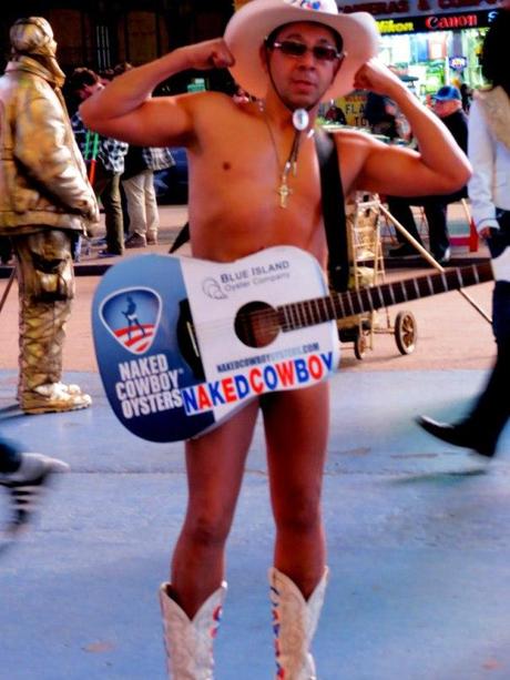 Vaquero desnudo en Times Square