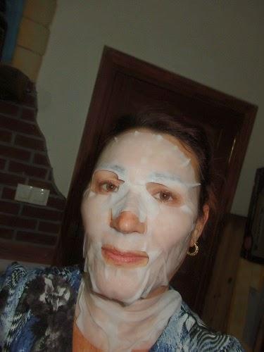 Perfect White, Mascarilla Facial de Lirio, FacialDerm mascarilla en tisu
