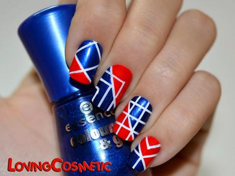 Nail Art - Azul y Rojo a Rayas Nail Art - Azul y Rojo a Rayas