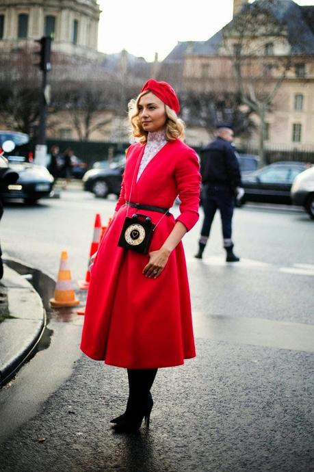 STREET STYLE INSPIRATION; THE RED TOUCH.-