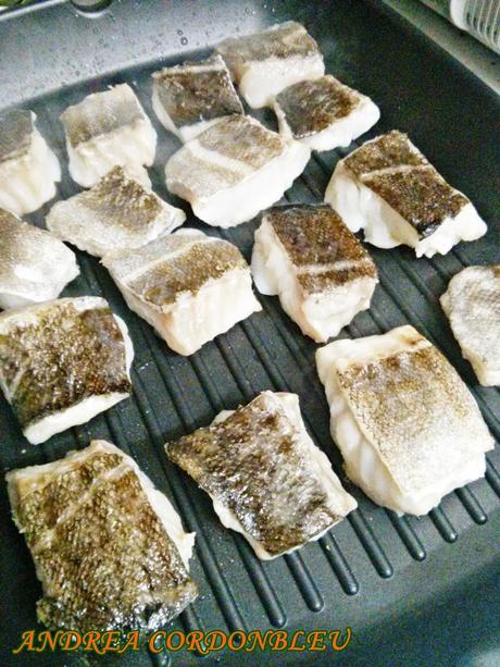 BACALAO FRESCO A LA PLANCHA CON SALSA DE ESPINACAS SIN GLUTEN BACALAO FRESCO A LA PLANCHA CON SALSA DE ESPINACAS SIN GLUTEN
