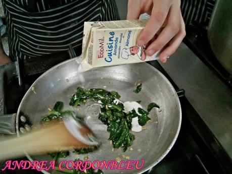 BACALAO FRESCO A LA PLANCHA CON SALSA DE ESPINACAS SIN GLUTEN BACALAO FRESCO A LA PLANCHA CON SALSA DE ESPINACAS SIN GLUTEN