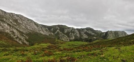 Travesia al pico Hibeo (de la Rebollada a Ardisana) Travesia al pico Hibeo (de la Rebollada a Ardisana)