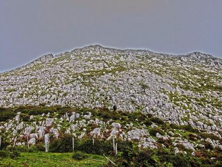 Travesia al pico Hibeo (de la Rebollada a Ardisana) Travesia al pico Hibeo (de la Rebollada a Ardisana)