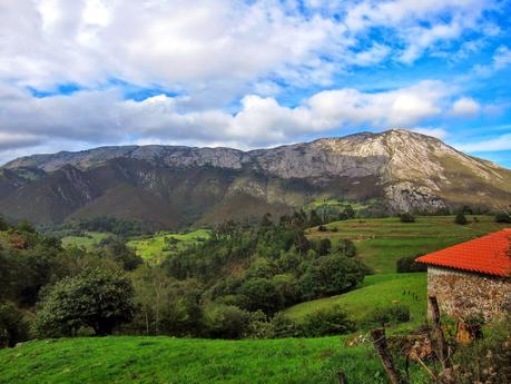 Travesia al pico Hibeo (de la Rebollada a Ardisana) Travesia al pico Hibeo (de la Rebollada a Ardisana)