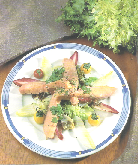 ENSALADA TEMPLADA DE SALMON FRESCO ENSALADA TEMPLADA DE SALMON FRESCO