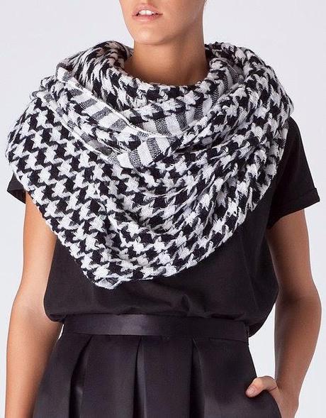 Foulares, bufandas y cuellos Foulares, bufandas y cuellos