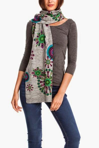 Foulares, bufandas y cuellos Foulares, bufandas y cuellos